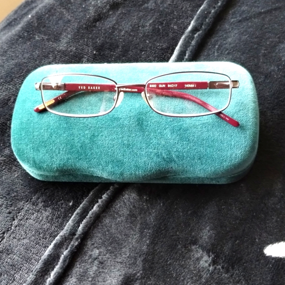Ted Baker Readers